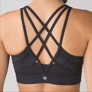 SOLD Lululemon strap it like it’s hot bra 6